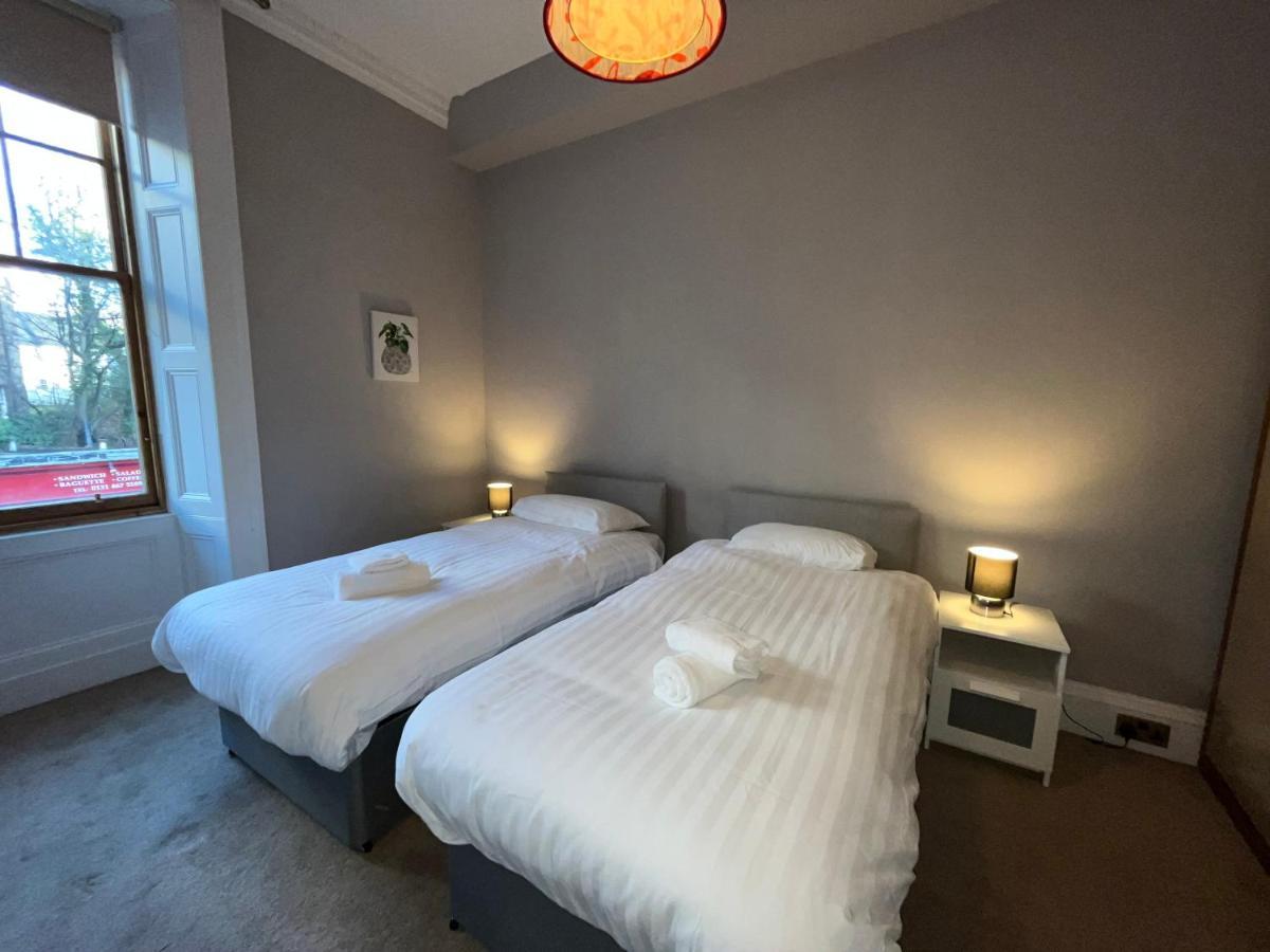 Bright 3 Bedroom Edinburgh City Apt المظهر الخارجي الصورة